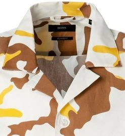 BOSS Hemd Forrest 50451289/736 Kurzarmhemd, Relaxed Fit, Baumwolle, Ecru-curry camouflage, Gelb -hemdenverkauf 361321 norm2