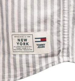 TOMMY JEANS Hemd DM0DM10160/POB Kurzarmhemd, Bio Baumwolle, Blau-weiß gestreift, Blau-weiß 8 TOMMY JEANS Hemd DM0DM10160/POB Kurzarmhemd, Bio Baumwolle, Blau-weiß gestreift, Blau-weiß -hemdenverkauf 367724 norm4